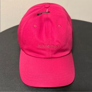 Lululemon Classic UNISEX Baseball Cap Size Small/Medium NWT Passionate Pink